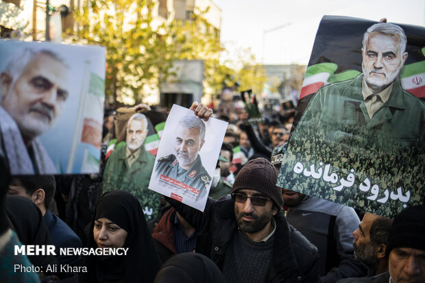 شهید حاج قاسم سلیمانی نماد مبارزه با تروریسم بود